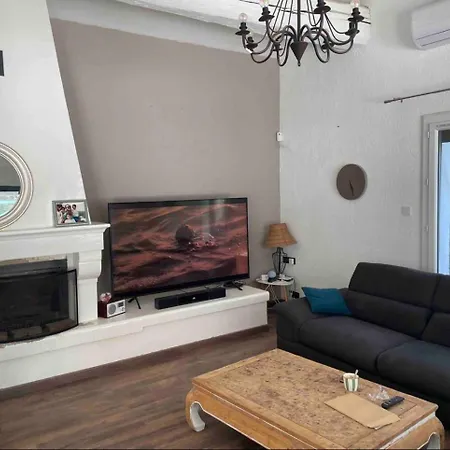 Les Clematites Villa Nimes